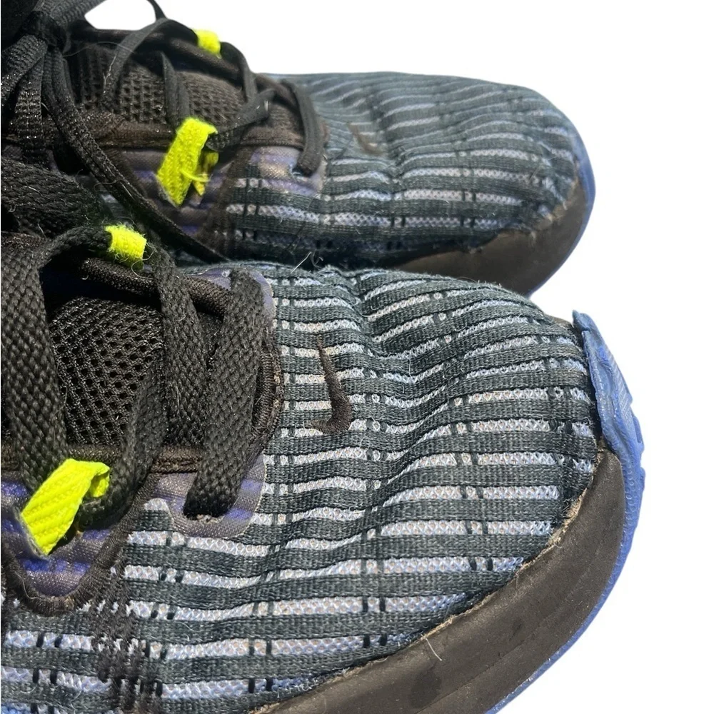 Nike Lebron Witness 6Y Boys Sneakers DD-0423-405